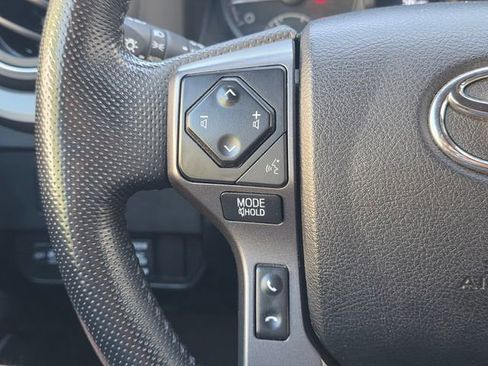 Used 2022 Toyota Tacoma TRD Sport w/ TRD Premium Sport Package RWD image 33