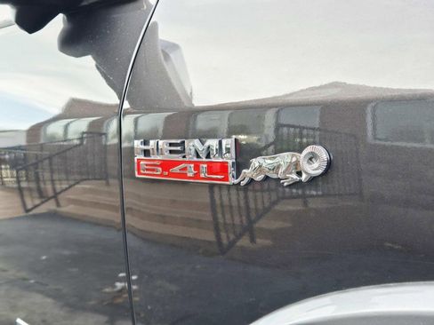 Used 2022 RAM 3500 Laramie image 21