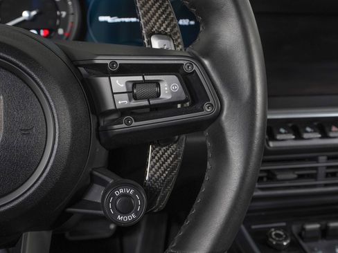 Used 2020 Porsche 911 Carrera S image 18