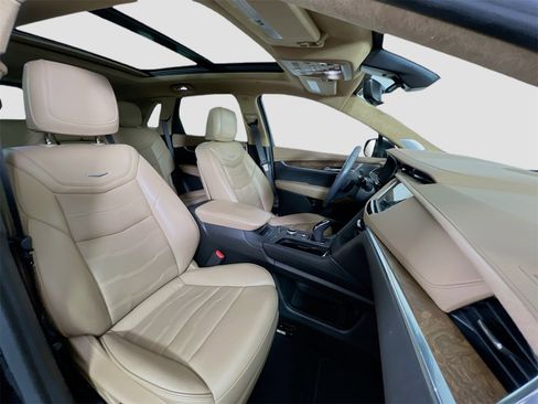 Used 2023 Cadillac XT5 Premium Luxury w/ Platinum Package image 31