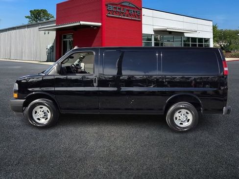Used 2021 Chevrolet Express 2500 w/ Driver Convenience Package image 2