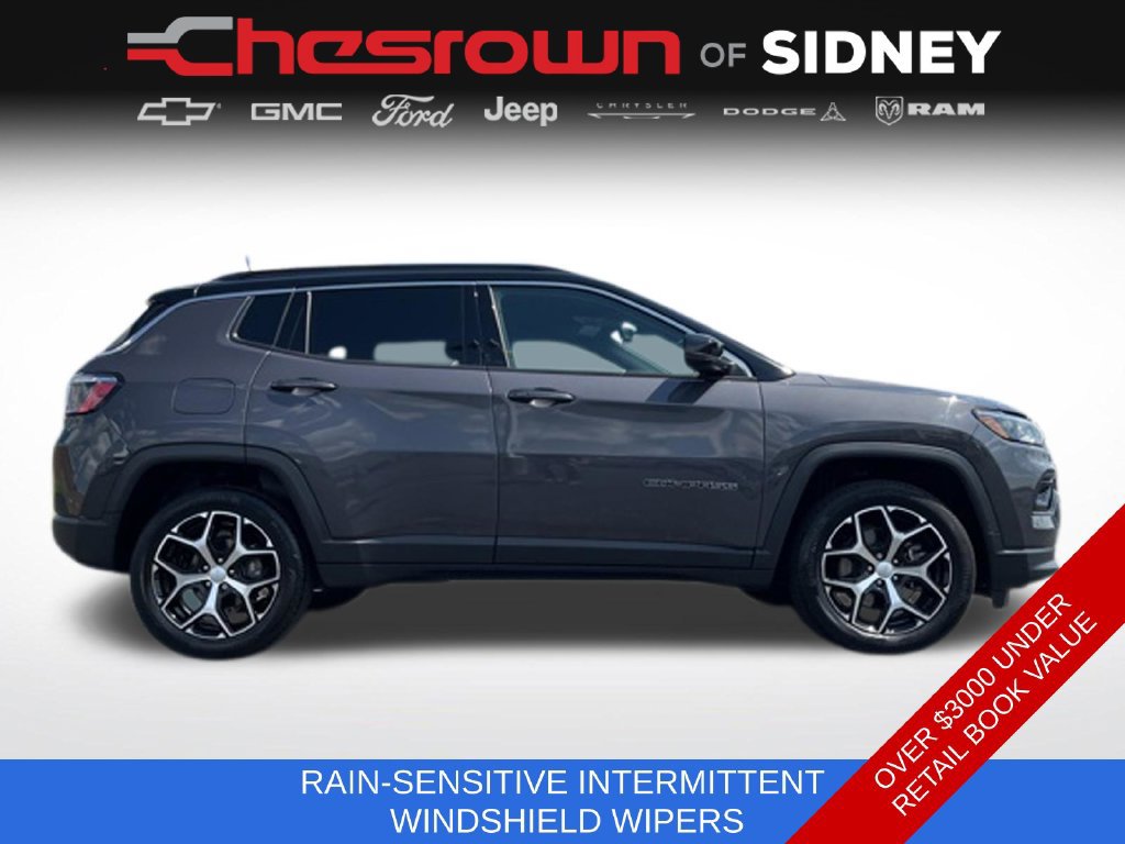 Used 2024 Jeep Compass Limited AWD/4WD image 12