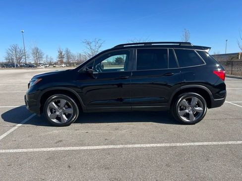 Used 2021 Honda Passport Touring image 5