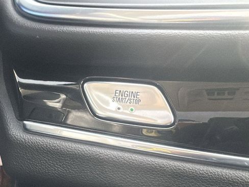 Certified 2023 Buick Enclave Avenir w/ Avenir Technology Package image 27