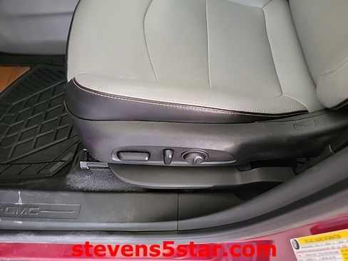 Used 2019 GMC Terrain SLT w/ Preferred Package AWD/4WD image 13
