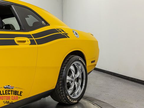 Used 2010 Dodge Challenger R/T RWD image 51