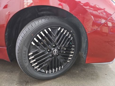 Used 2024 Nissan Leaf SV Plus image 24