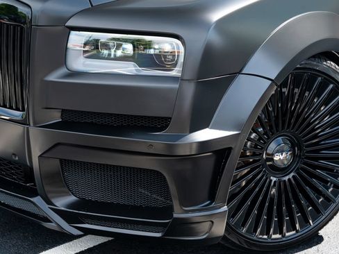 Used 2019 Rolls-Royce Cullinan AWD/4WD image 3
