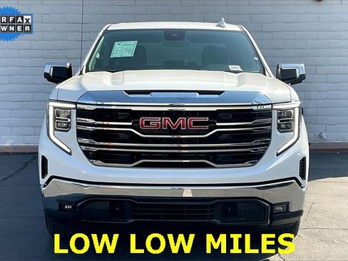 Used 2023 GMC Sierra 1500 SLT w/ SLT Convenience Package image 2