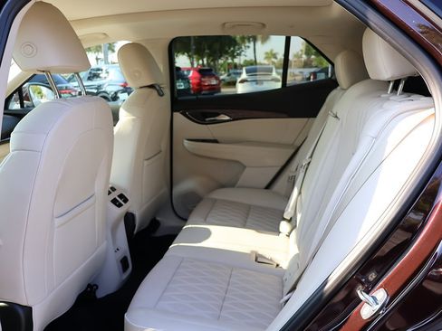 Used 2023 Buick Envision Avenir image 39