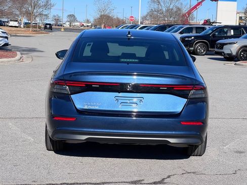 Used 2024 Honda Accord EX image 10