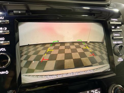 Used 2024 Nissan Murano SV image 26