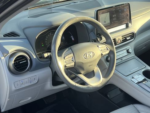 Used 2021 Hyundai Kona Ultimate w/ Cargo Package FWD image 14