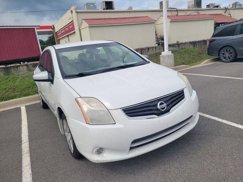Used 2014 Nissan Altima 2.5 SV w/ Convenience Package FWD image 3