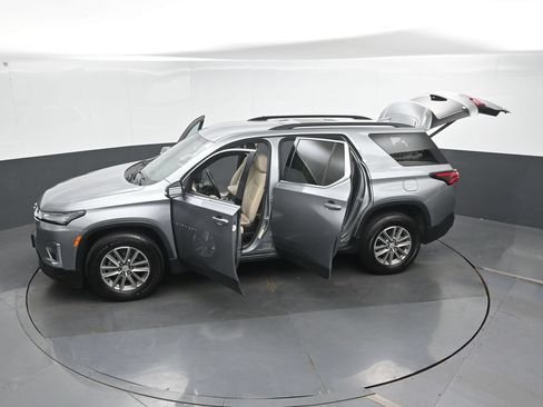 Used 2023 Chevrolet Traverse LT w/ LPO, Cargo Package AWD/4WD image 53