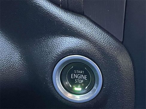 Used 2022 GMC Sierra 2500 AT4 w/ Gooseneck/5TH Wheel Package image 17