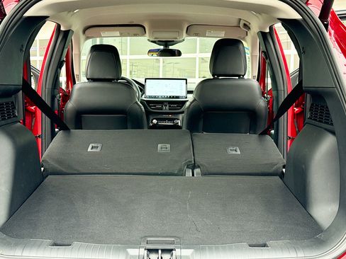 New 2025 Ford Escape SE image 7