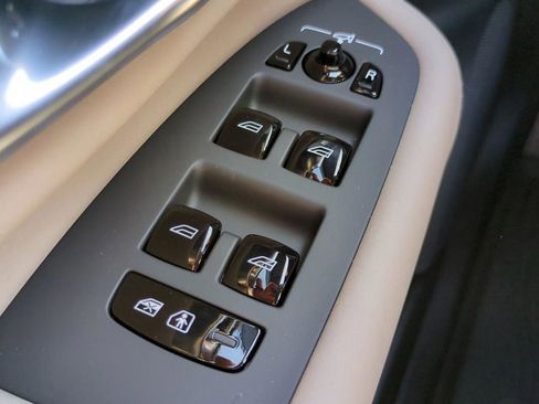 New 2026 Volvo XC90 B6 Ultra w/ Protection Package Premier image 23