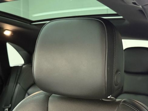 Used 2018 Porsche Macan S image 17