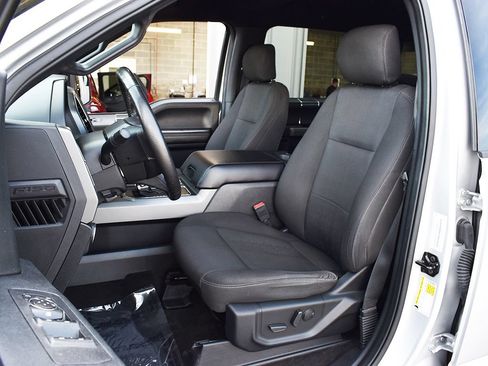 Used 2019 Ford F150 XLT w/ Equipment Group 302A Luxury AWD/4WD image 5