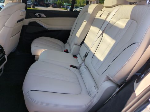 Used 2025 BMW X7 xDrive40i w/ Executive Package AWD/4WD image 30