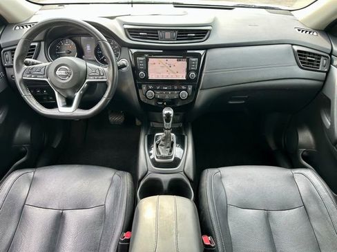 Used 2018 Nissan Rogue SL FWD image 17