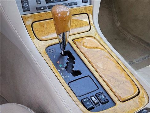 Used 2003 Lexus SC 430 Convertible RWD image 13