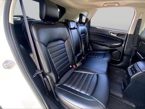 Used 2020 Ford Edge SEL w/ Convenience Package AWD/4WD image 19