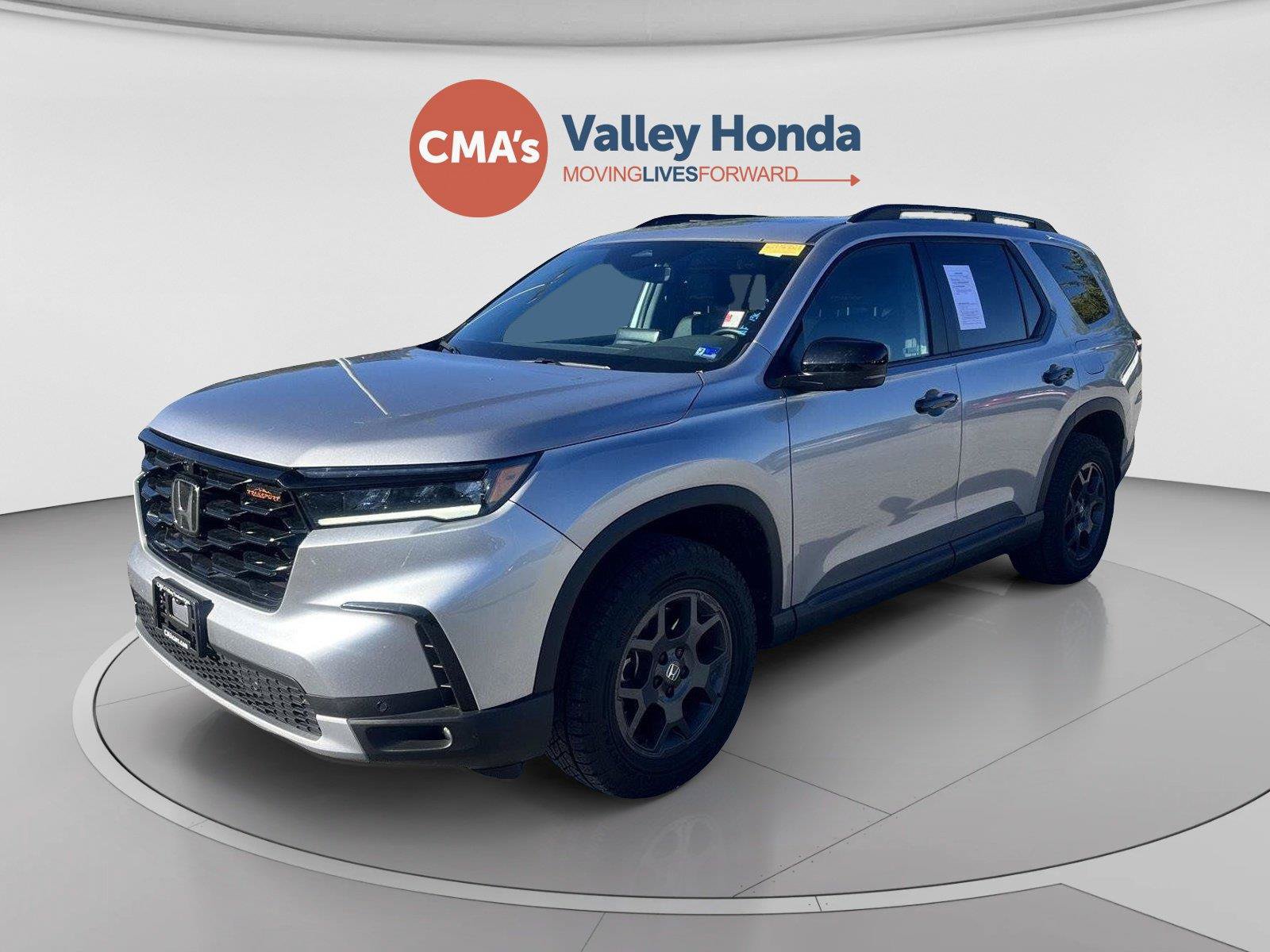 Certified 2025 Honda Pilot TrailSport image 1