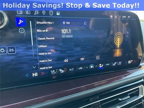 Used 2024 Chevrolet Traverse RS w/ LPO, Floor Liner Package image 40