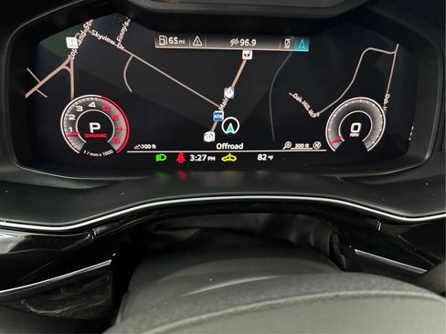 Used 2019 Audi Q8 Premium image 23