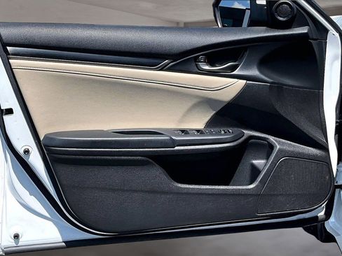 Used 2020 Honda Civic EX-L image 23