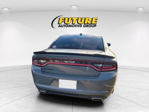 Used 2023 Dodge Charger SXT w/ Blacktop Package RWD image 4
