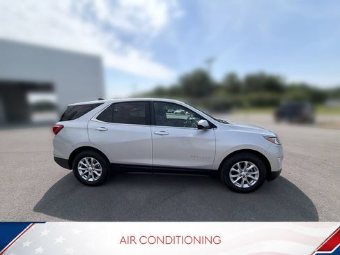 Used 2021 Chevrolet Equinox LT AWD/4WD image 4
