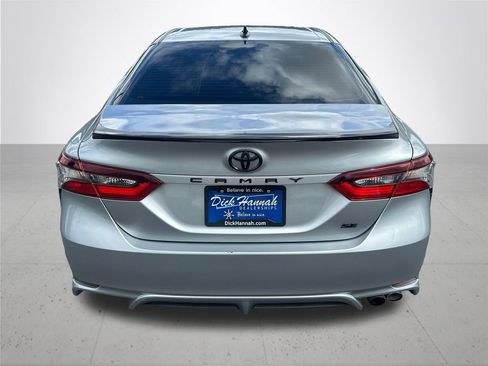 Used 2021 Toyota Camry SE w/ Carpet Mat Package (TMS) FWD image 8