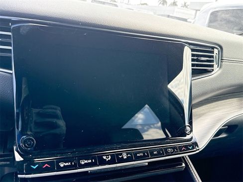 Used 2023 Jeep Wagoneer L Series II image 13