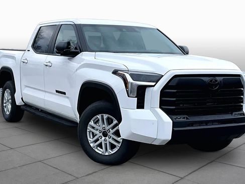 New 2026 Toyota Tundra SR5 AWD/4WD image 2