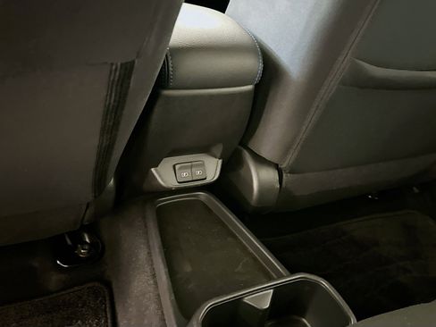 Used 2024 Nissan Leaf S FWD image 27