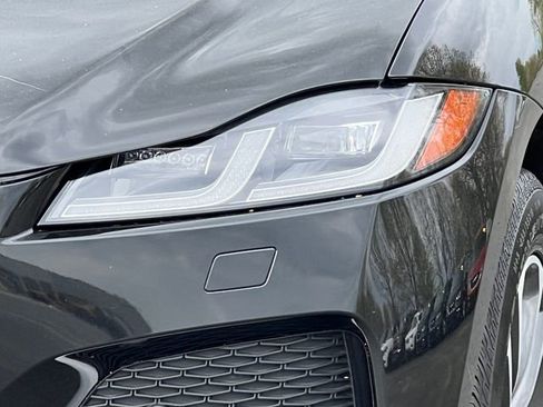Used 2021 Jaguar F-PACE S AWD/4WD image 40
