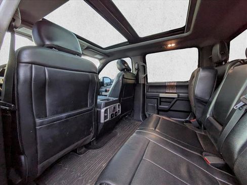 Used 2018 Ford F150 Lariat w/ Equipment Group 502A Luxury image 19