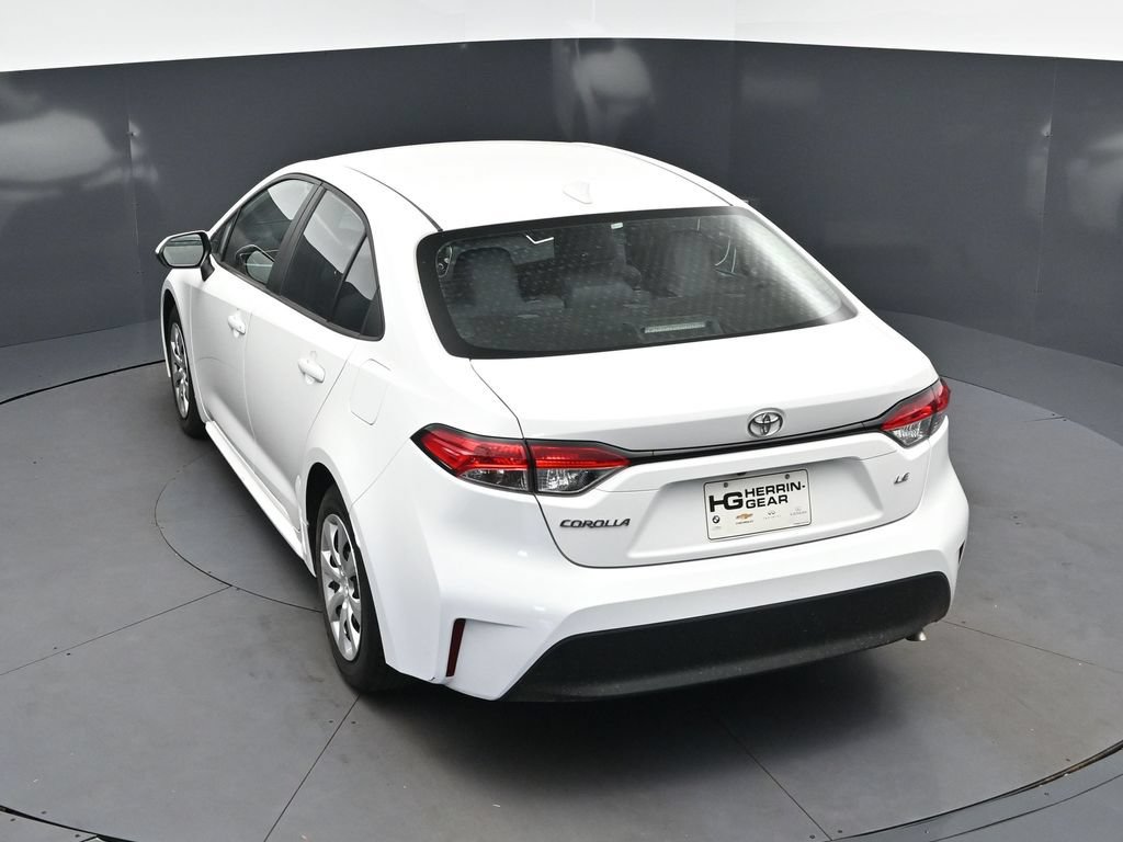 Used 2024 Toyota Corolla LE FWD image 33