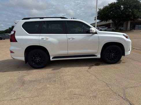 Used 2022 Lexus GX 460 w/ Black Line Special Edition AWD/4WD image 8