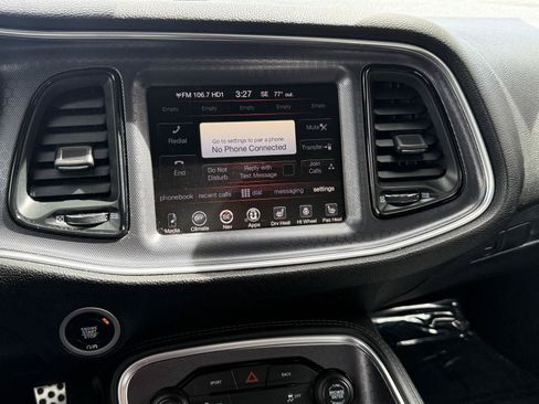 Used 2016 Dodge Challenger SXT Plus RWD image 21