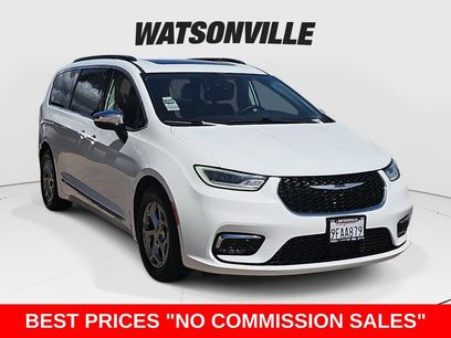 Used 2023 Chrysler Pacifica Limited