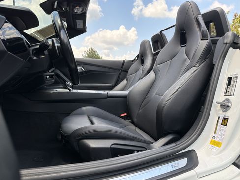 Used 2022 BMW Z4 M40i RWD image 7