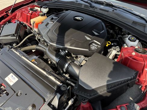 Used 2022 Chevrolet Camaro LT RWD image 32