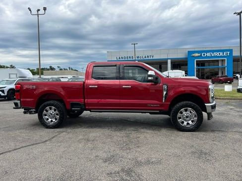 Used 2023 Ford F250 Lariat w/ Lariat Ultimate Package AWD/4WD image 2