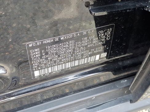 Certified 2024 Honda HR-V LX image 27