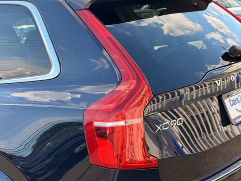Used 2019 Volvo XC90 T6 Momentum w/ Protection Package Premier AWD/4WD image 13