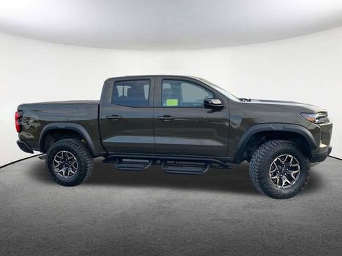 Used 2024 Chevrolet Colorado ZR2 w/ ZR2 Convenience Package III image 14